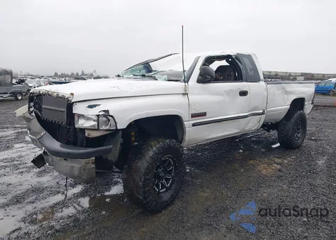 2000 Dodge Ram 2500 St from USA, damaged, VIN 3B7KF236XYG143998
